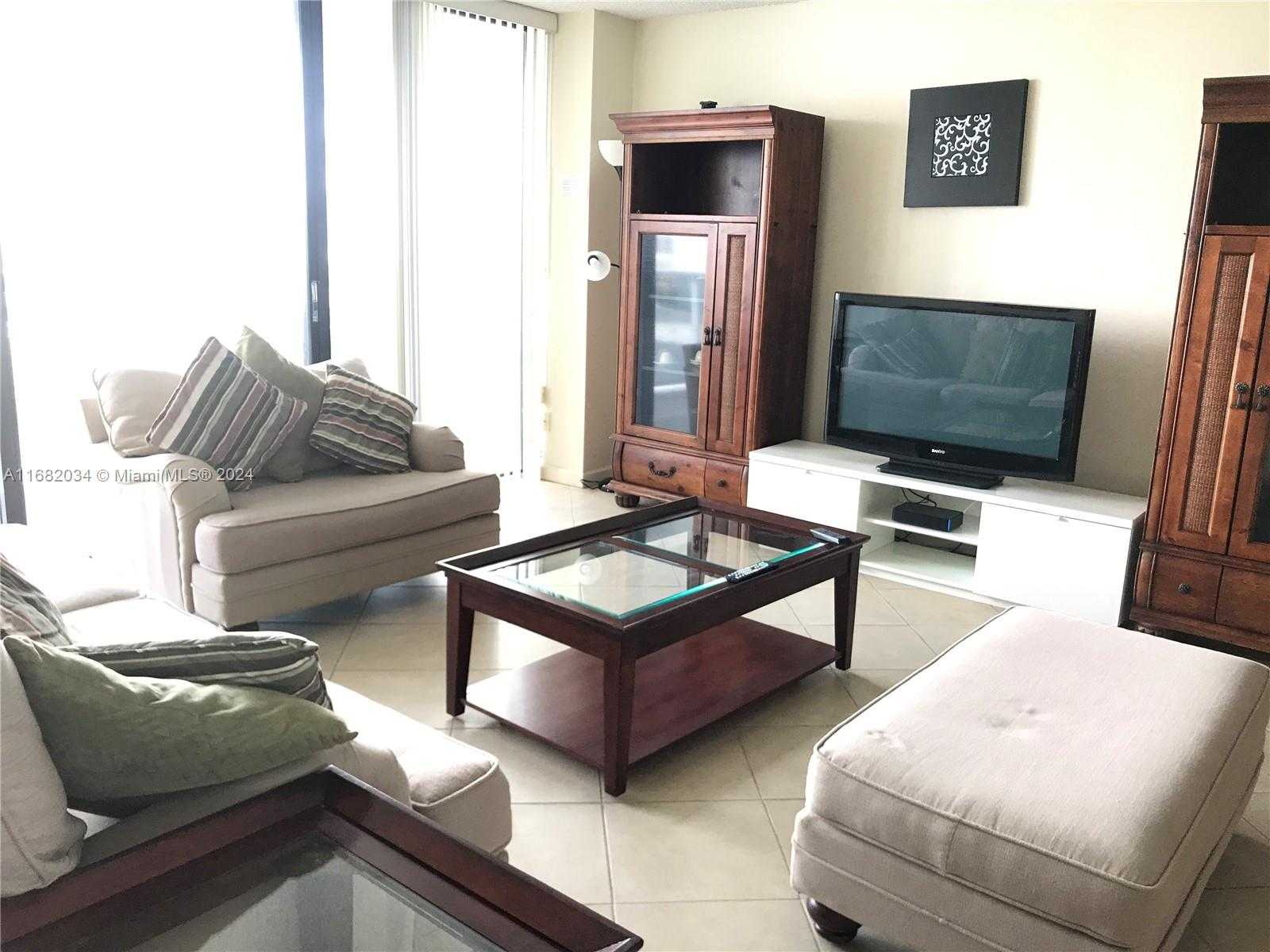 Small Image of 20515 EAST COUNTRY CLUB DR #541, Aventura Number 4