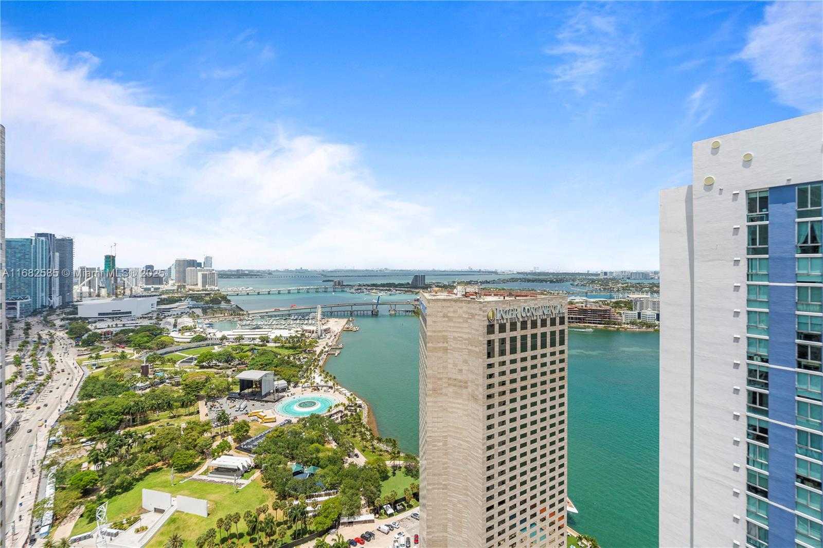 Small Image of 325 SOUTH BISCAYNE BLVD #4218, Miami Number 47
