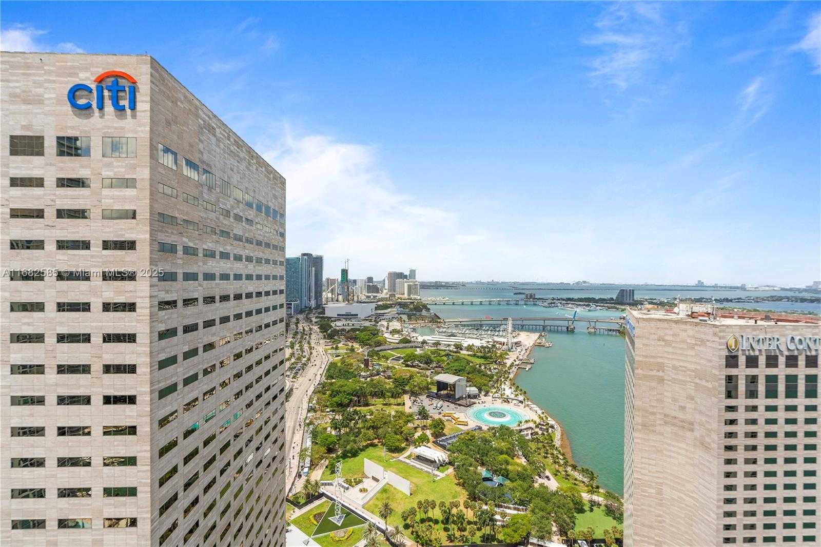 Small Image of 325 SOUTH BISCAYNE BLVD #4218, Miami Number 48