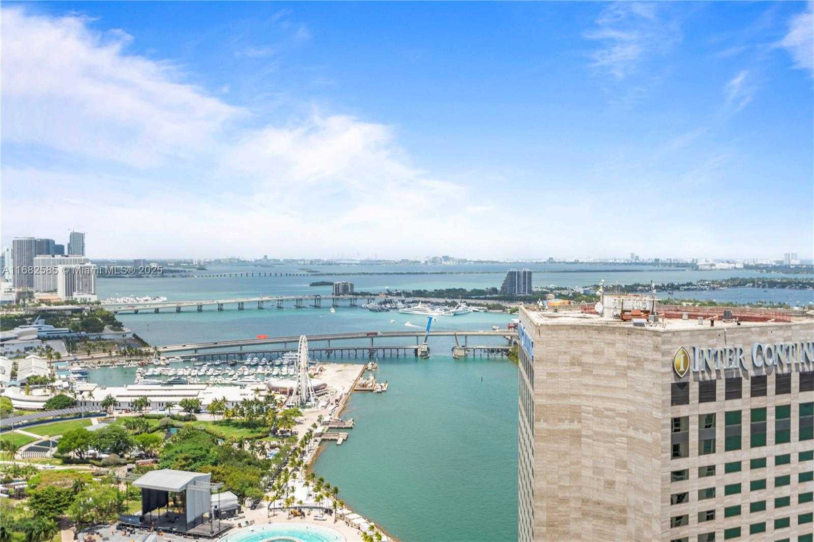 Small Image of 325 SOUTH BISCAYNE BLVD #4218, Miami Number 49