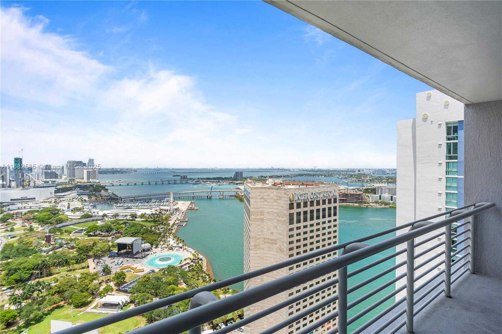 Small Image of 325 SOUTH BISCAYNE BLVD #4218, Miami Number 50