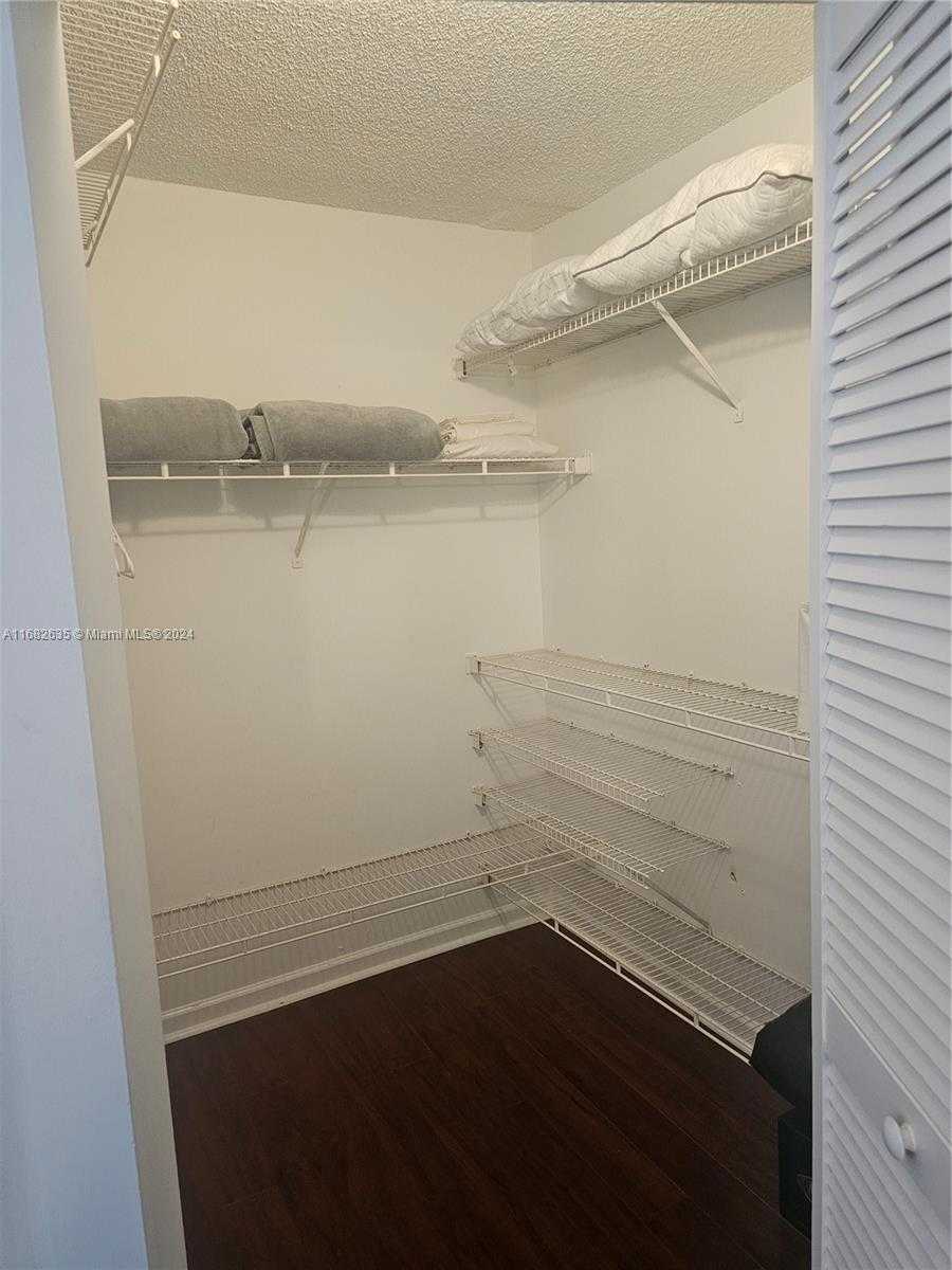 Small Image of 19555 EAST COUNTRY CLUB DR #8503, Aventura Number 4