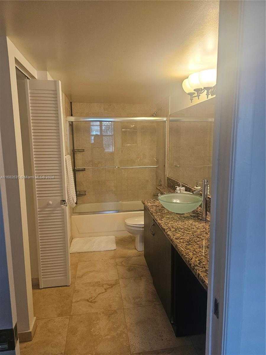 Small Image of 19555 EAST COUNTRY CLUB DR #8503, Aventura Number 6