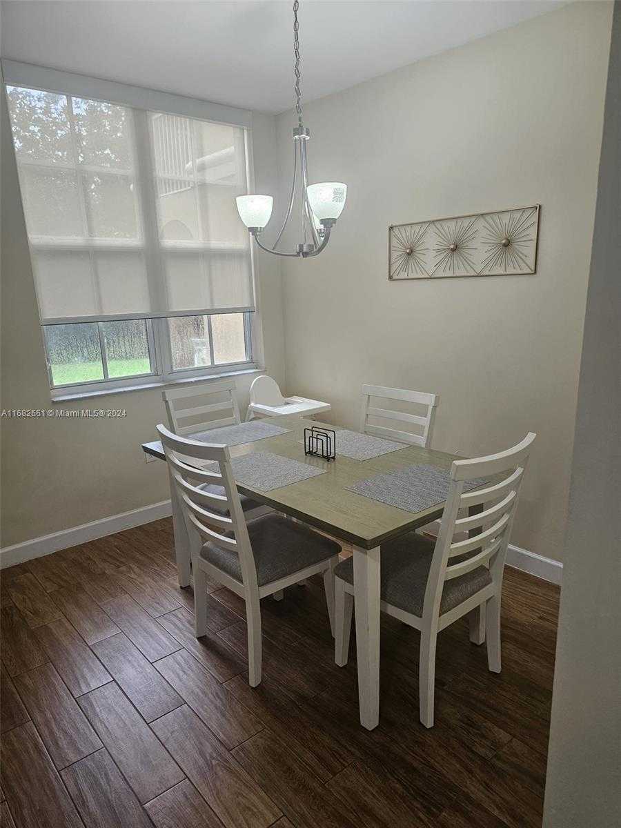 Small Image of 19655 EAST COUNTRY CLUB DR #6106, Aventura Number 3