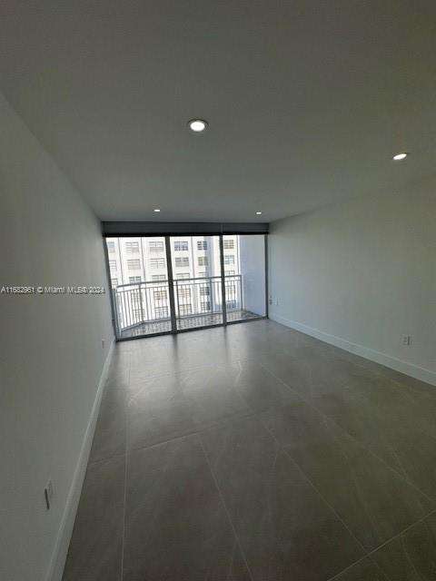 Small Image of 18051 BISCAYNE BLVD #1004, Aventura Number 17