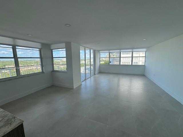 Small Image of 18051 BISCAYNE BLVD #1004, Aventura Number 6