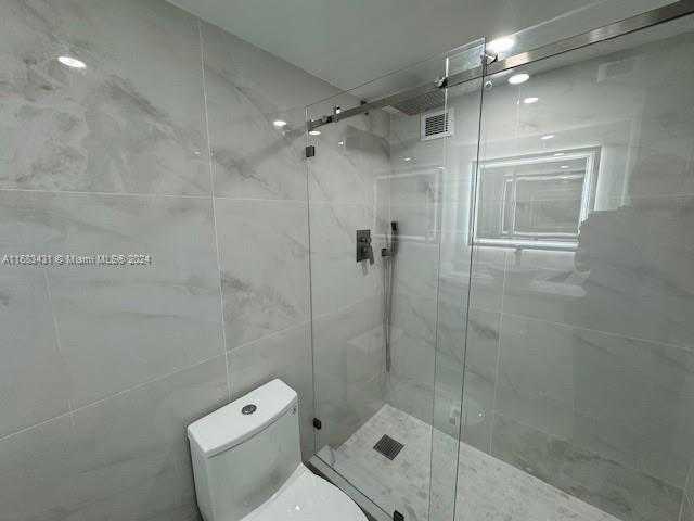 Small Image of 18011 BISCAYNE BLVD #1605, Aventura Number 29