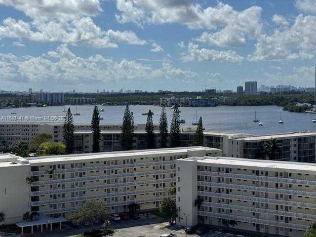 Small Image of 18021 BISCAYNE BLVD #1404, Aventura Number 21