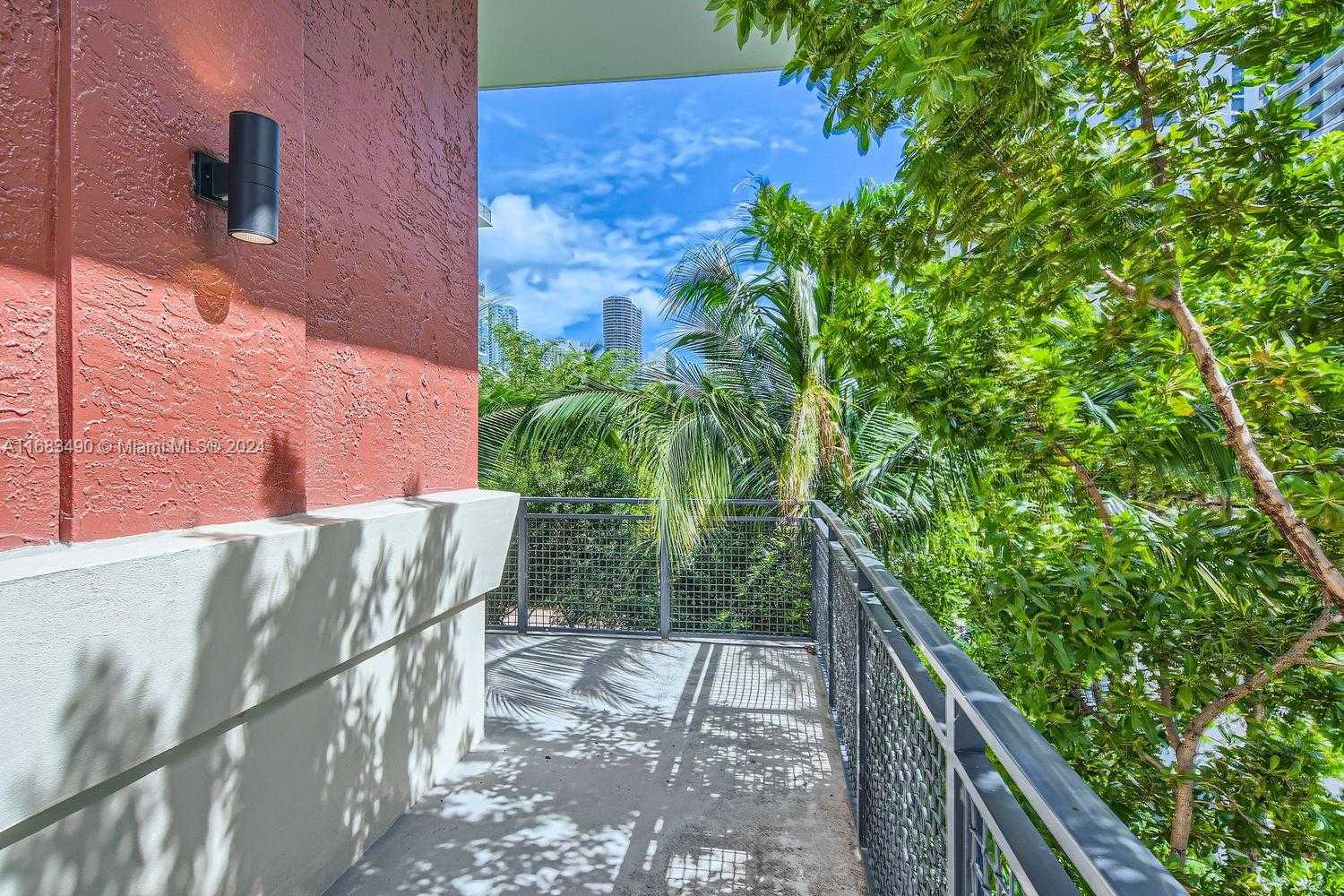Small Image of 1749 NORTH EAST MIAMI CT #201, Miami Number 32