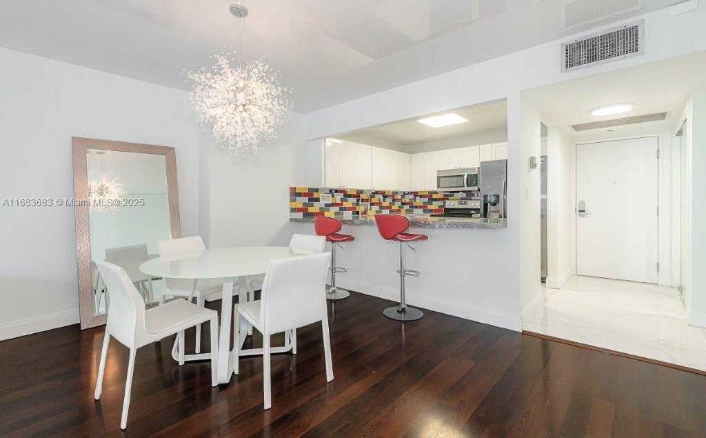 Small Image of 2301 COLLINS AVE #1204, Miami Beach Number 12