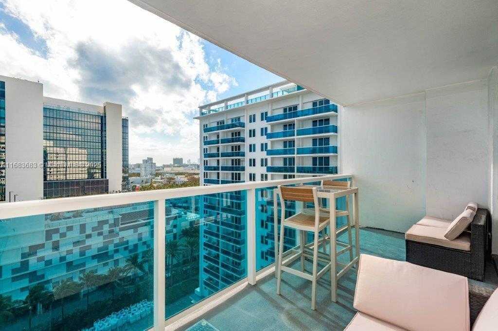 Small Image of 2301 COLLINS AVE #1204, Miami Beach Number 2