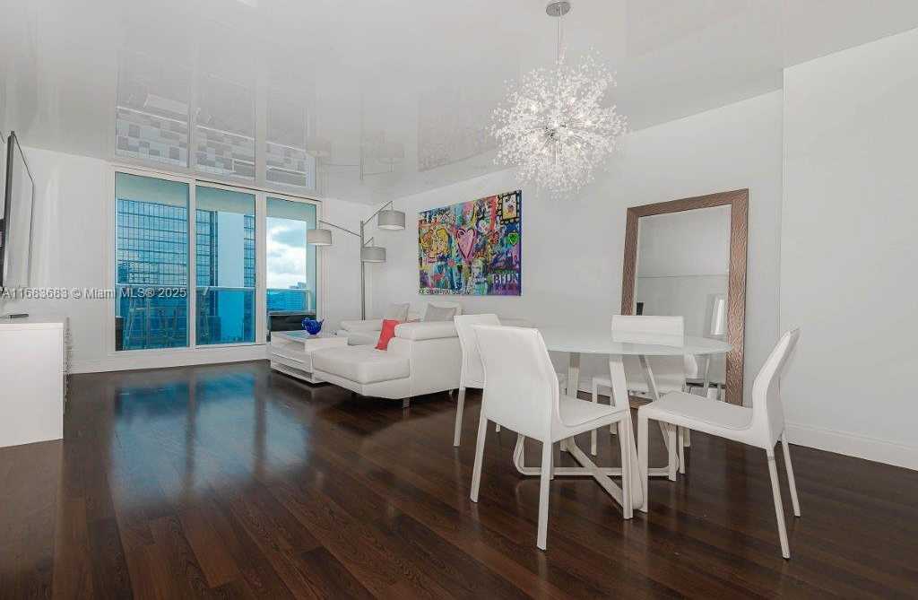 Small Image of 2301 COLLINS AVE #1204, Miami Beach Number 3