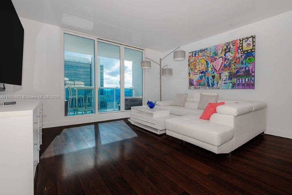 Small Image of 2301 COLLINS AVE #1204, Miami Beach Number 6