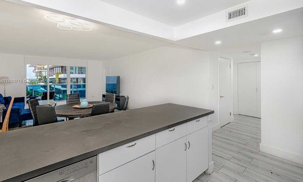 Small Image of 2301 COLLINS AVE #534, Miami Beach Number 15