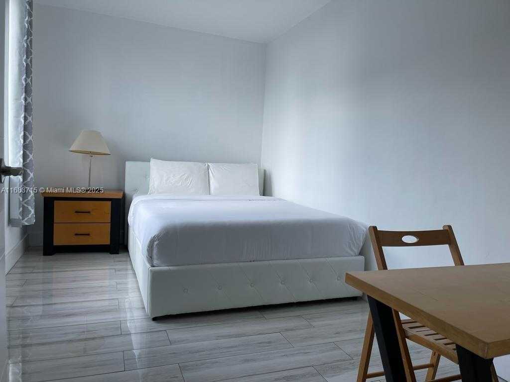 Small Image of 2301 COLLINS AVE #534, Miami Beach Number 21