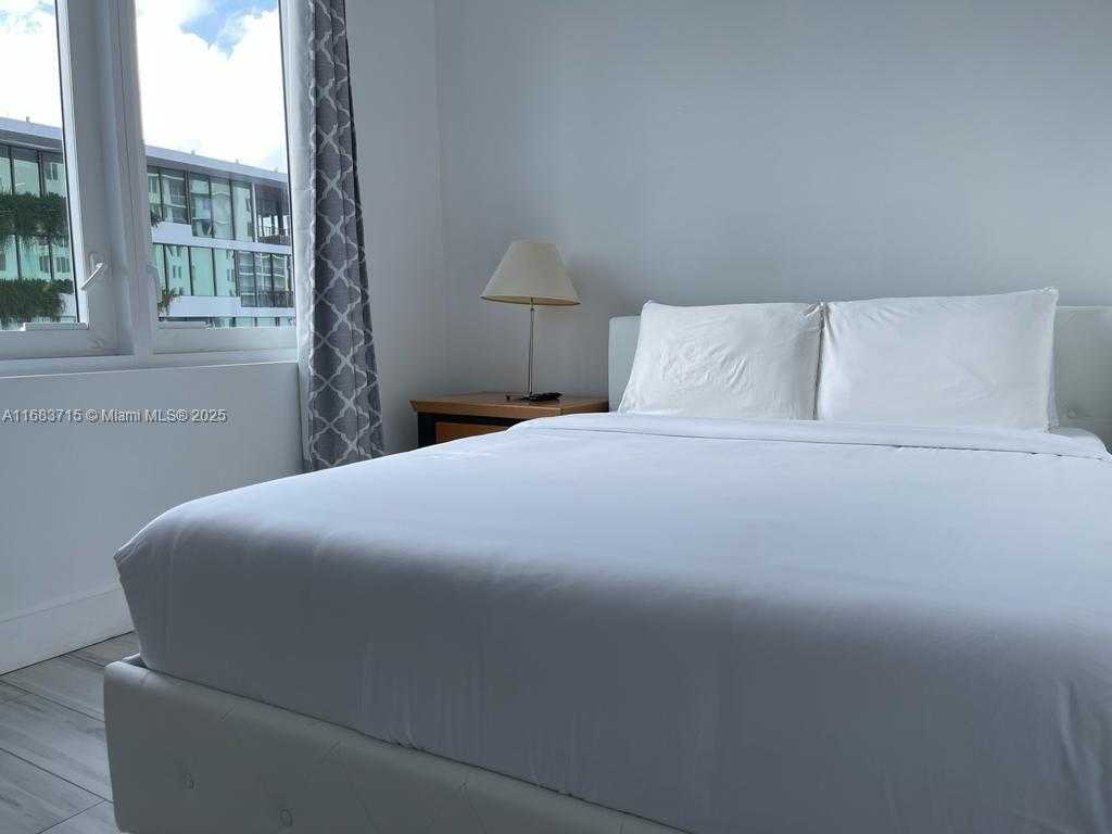 Small Image of 2301 COLLINS AVE #534, Miami Beach Number 22