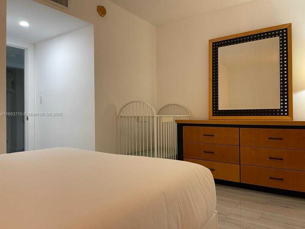 Small Image of 2301 COLLINS AVE #534, Miami Beach Number 23