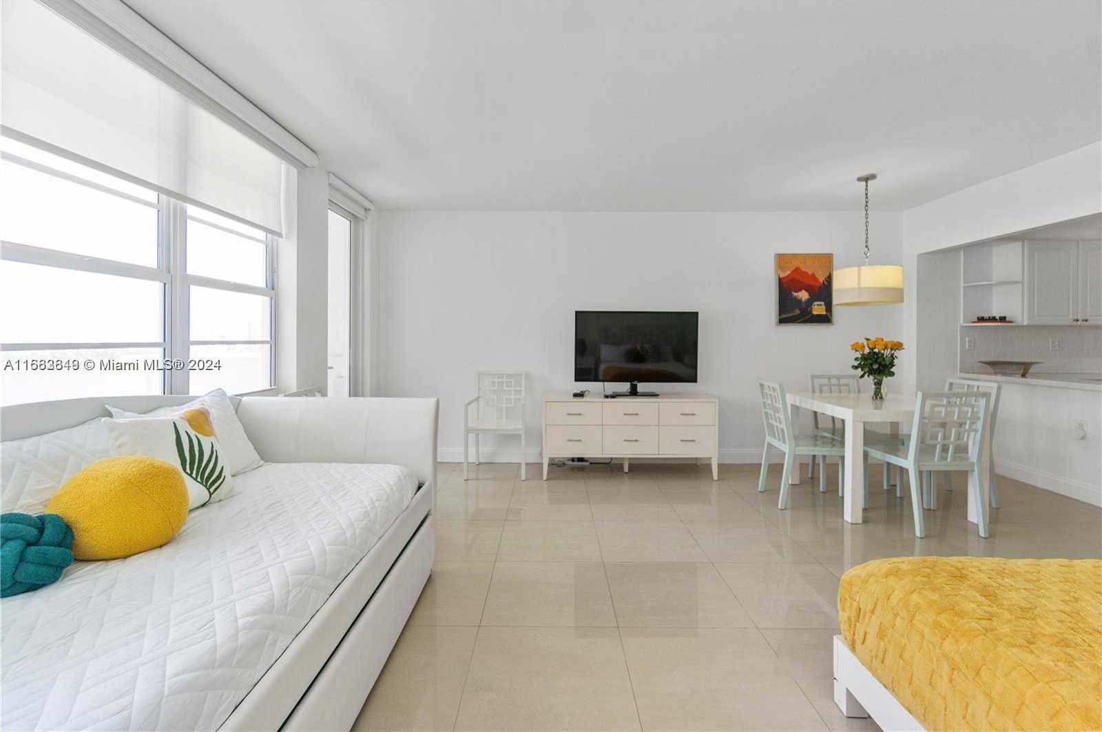 Small Image of 100 #1503, Miami Beach Number 2
