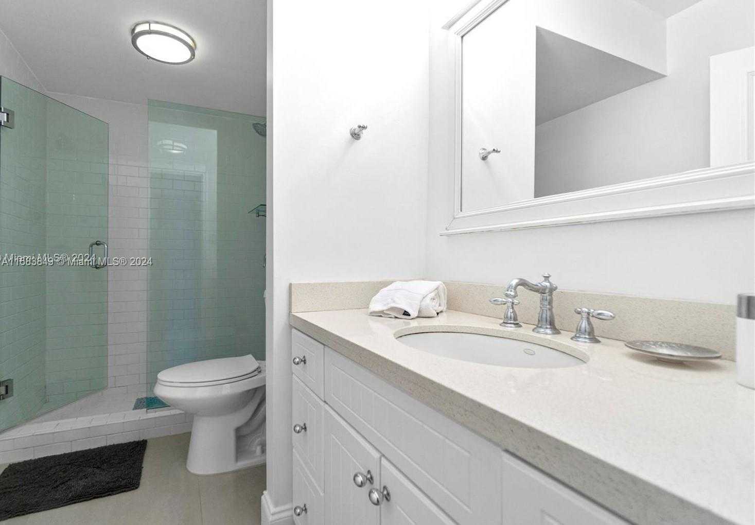Small Image of 100 #1503, Miami Beach Number 7