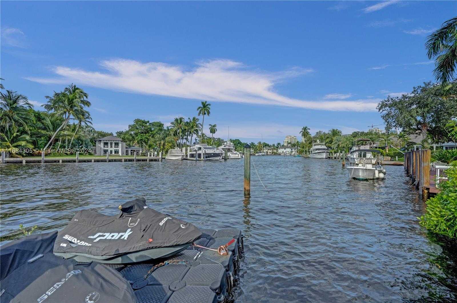 Small Image of 711 COCONUT DR, Fort Lauderdale Number 15