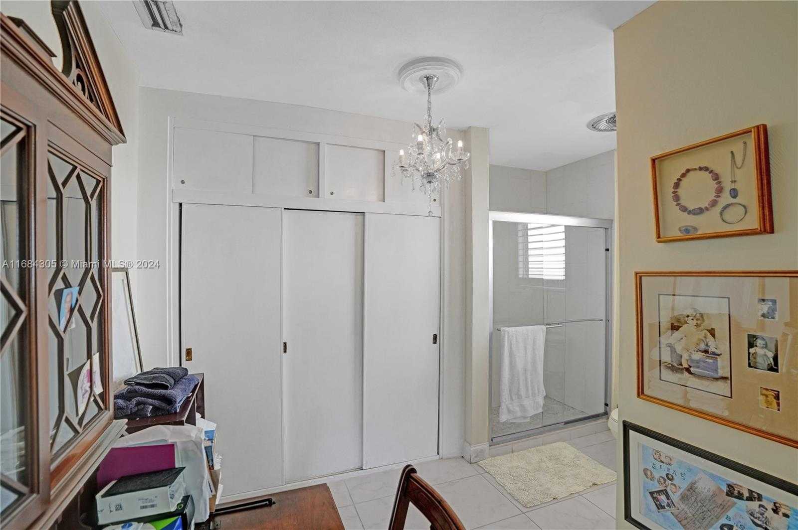Small Image of 711 COCONUT DR, Fort Lauderdale Number 17