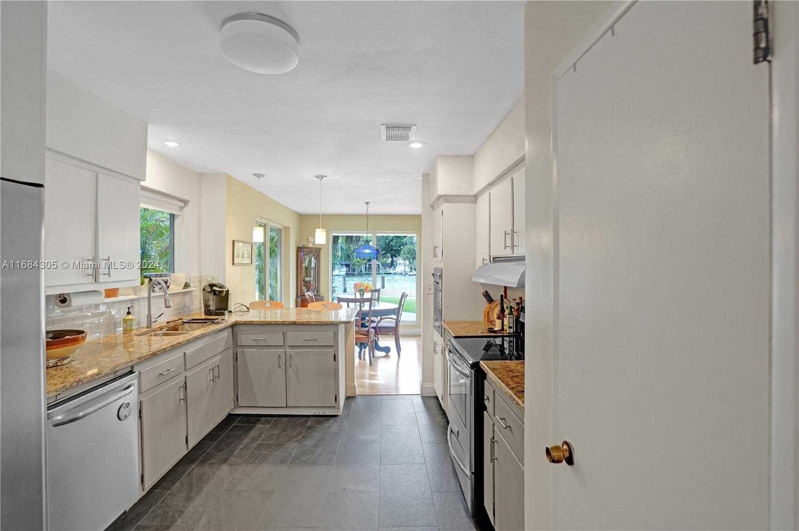 Small Image of 711 COCONUT DR, Fort Lauderdale Number 25