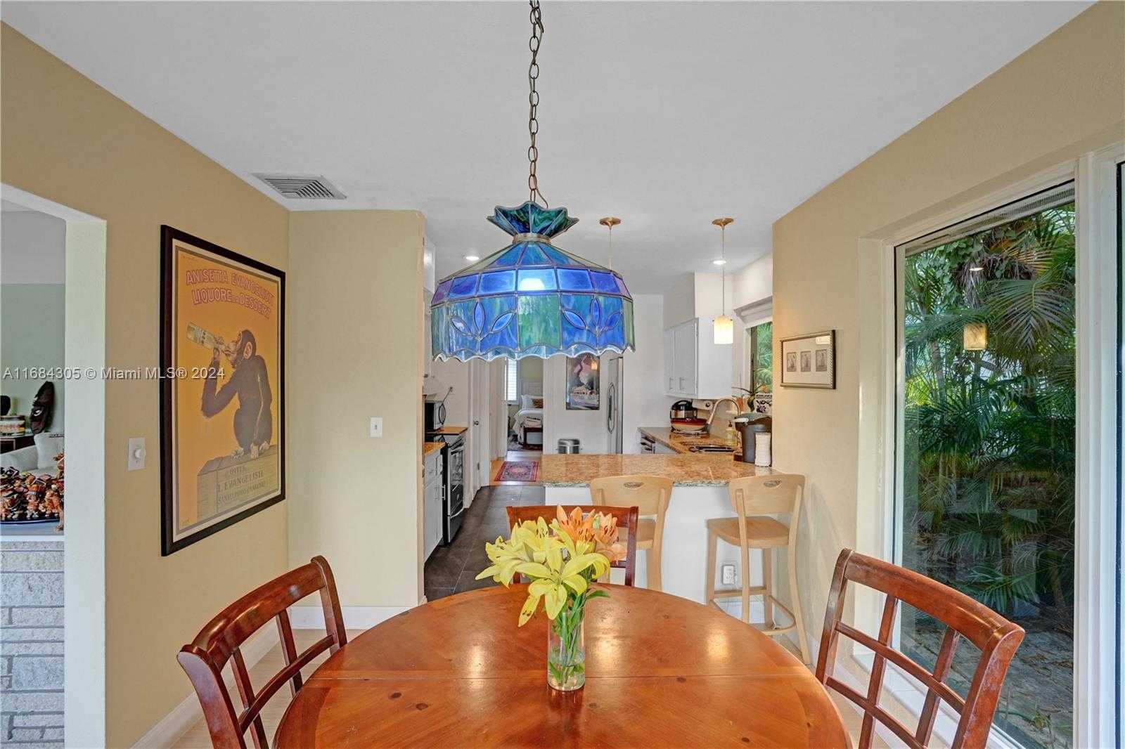 Small Image of 711 COCONUT DR, Fort Lauderdale Number 39