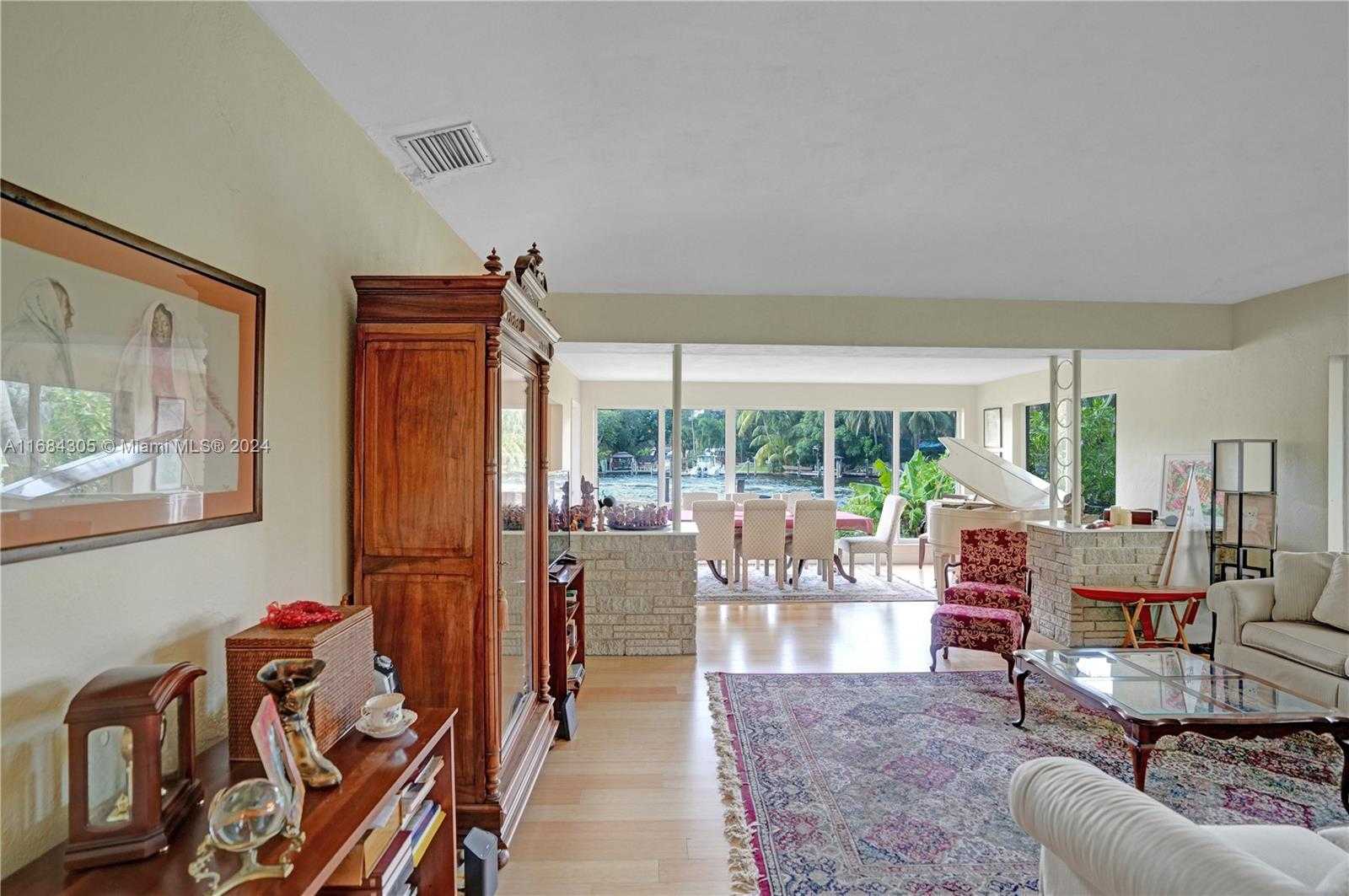 Small Image of 711 COCONUT DR, Fort Lauderdale Number 47