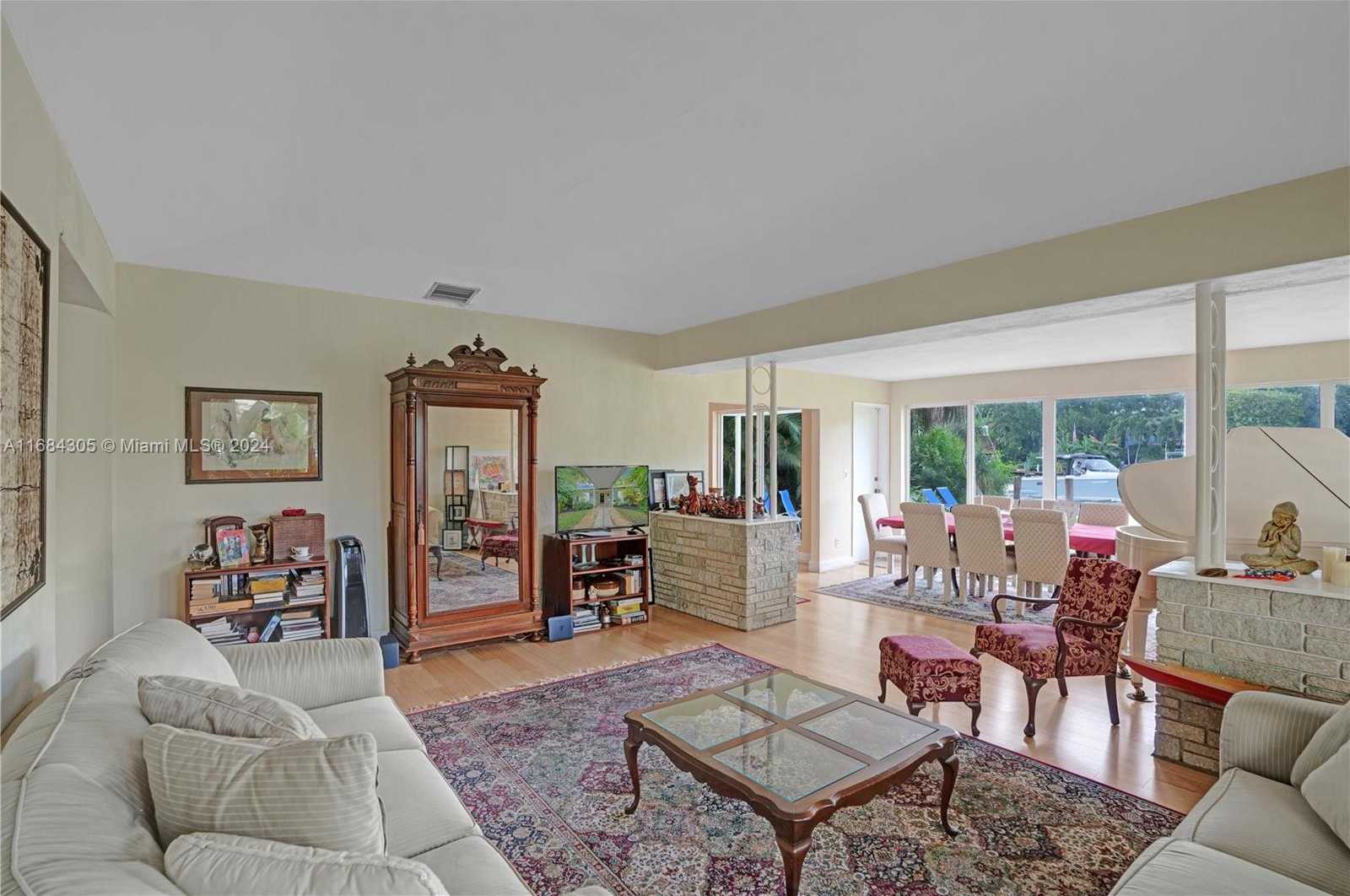 Small Image of 711 COCONUT DR, Fort Lauderdale Number 50