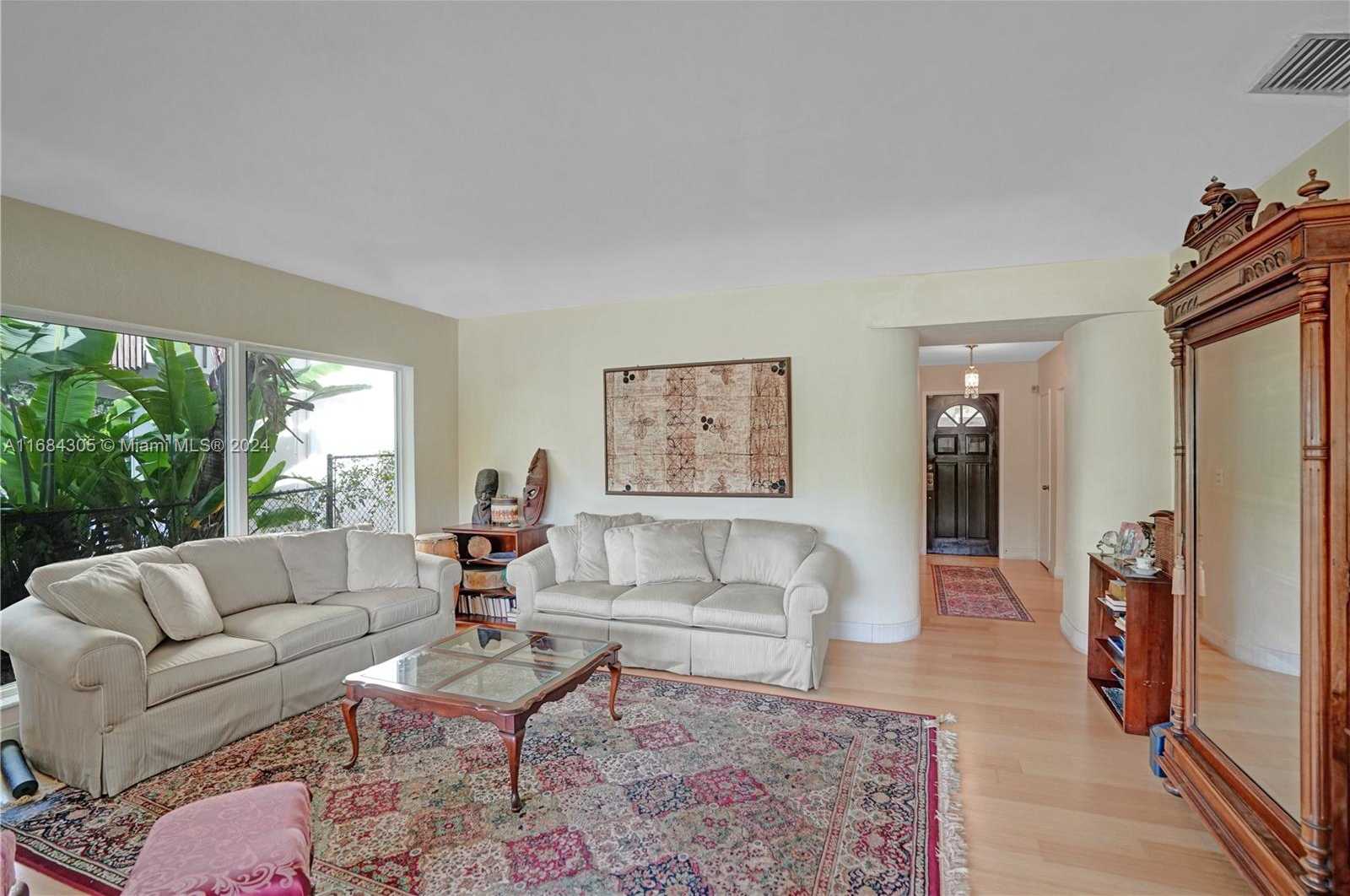 Small Image of 711 COCONUT DR, Fort Lauderdale Number 56