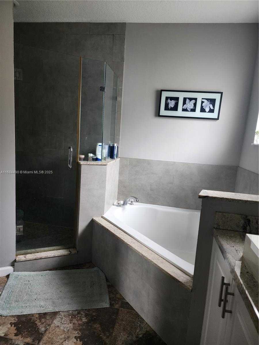 Small Image of 229 NORTH EAST 36TH TER ##, Homestead Number 23