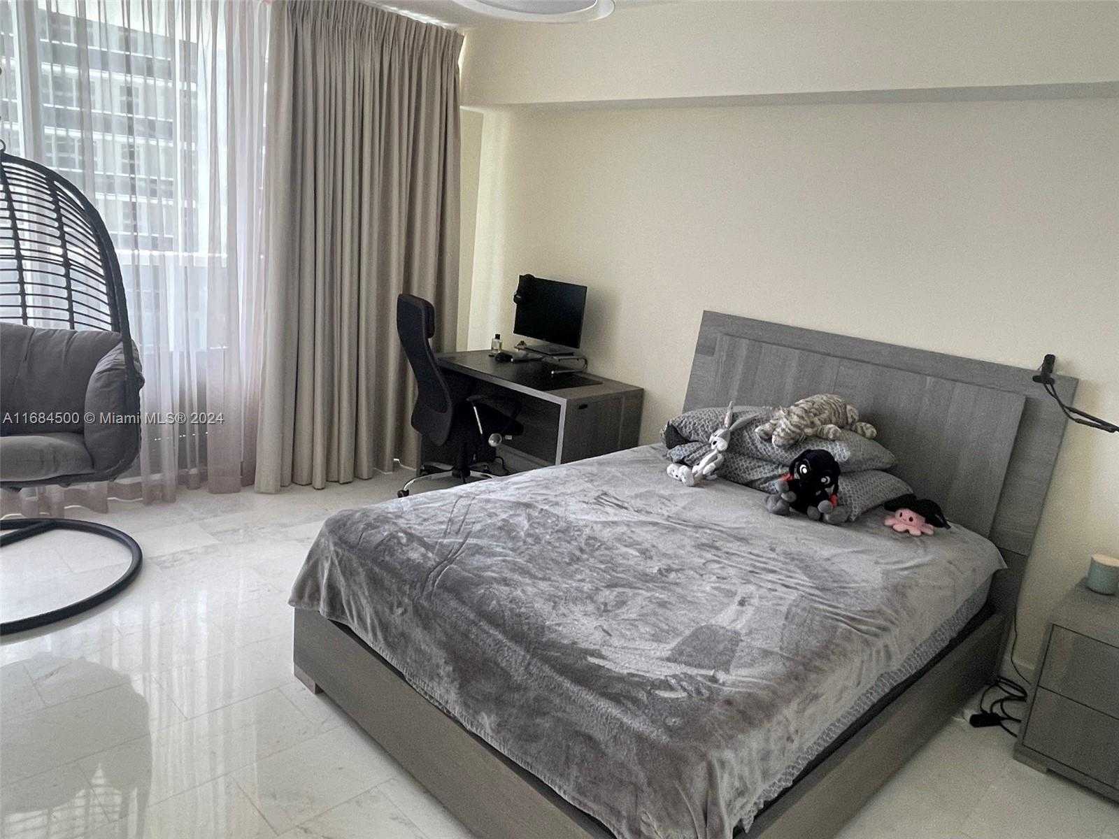 Small Image of 1830 SOUTH OCEAN DR #2604, Hallandale Beach Number 14