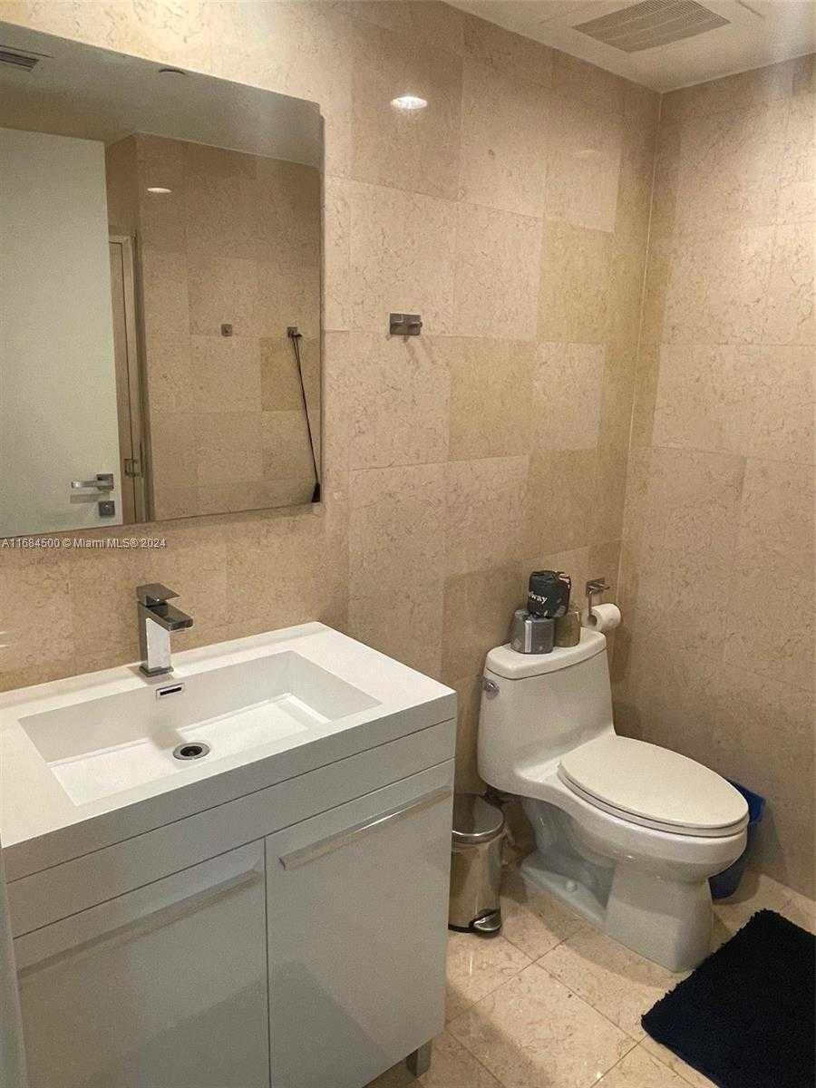 Small Image of 1830 SOUTH OCEAN DR #2604, Hallandale Beach Number 18
