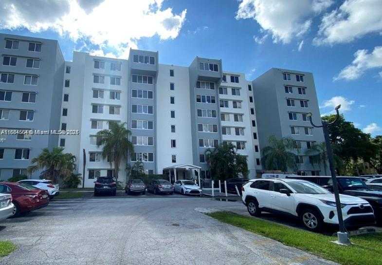 Small Image of 9143 SOUTH WEST 77TH AVE #B802, Miami Number 13