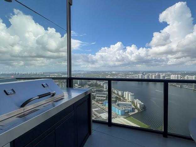 Small Image of 18555 COLLINS AVE #5203, Sunny Isles Beach Number 39