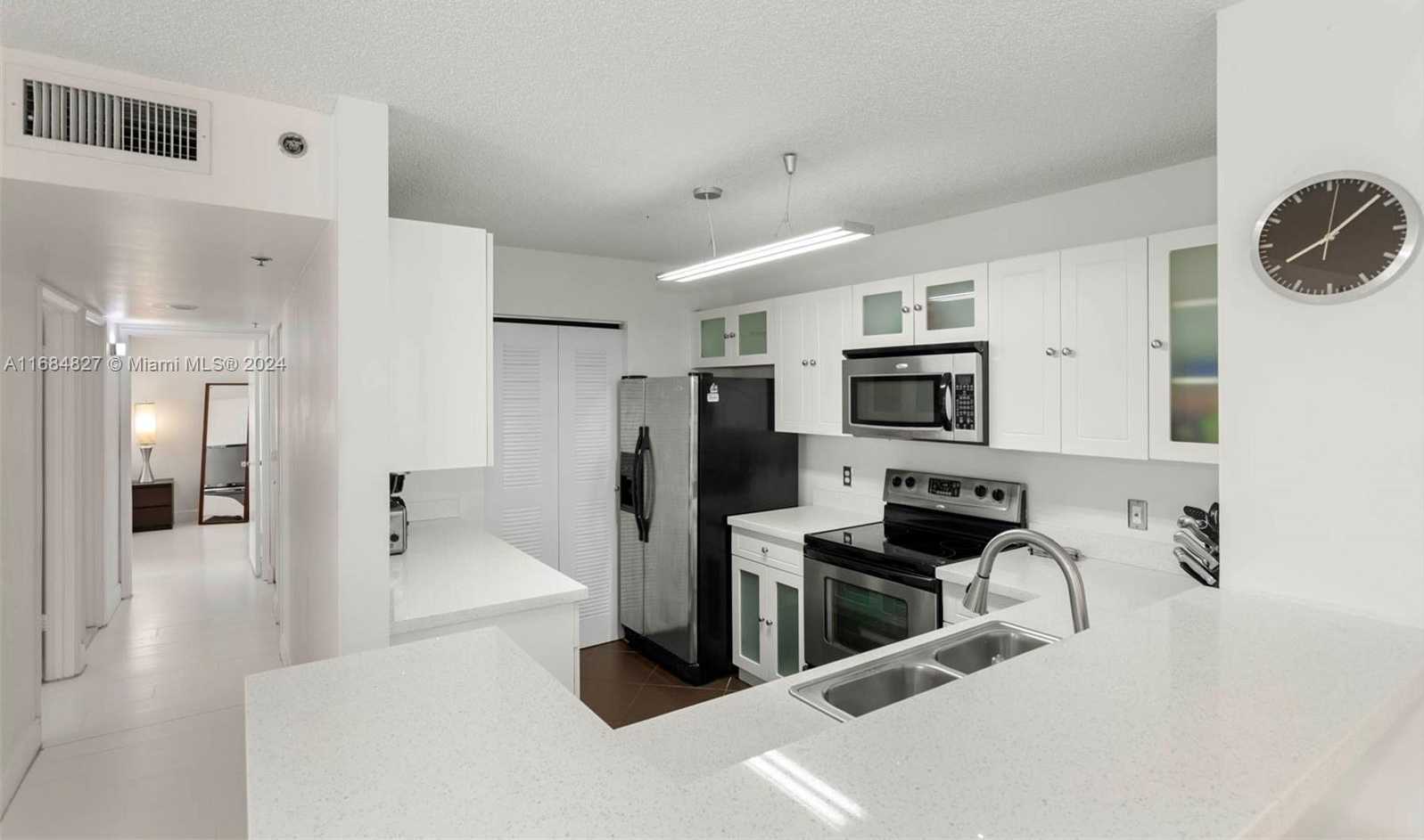 Small Image of 19555 EAST COUNTRY CLUB DR #8208, Aventura Number 7