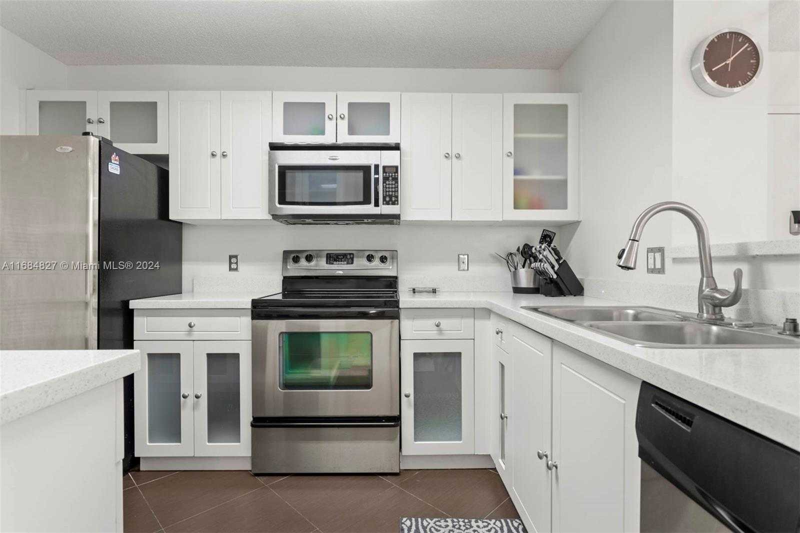 Small Image of 19555 EAST COUNTRY CLUB DR #8208, Aventura Number 8