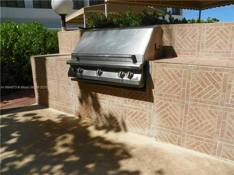 Small Image of 3505 SOUTH OCEAN DR #519, Hollywood Number 27