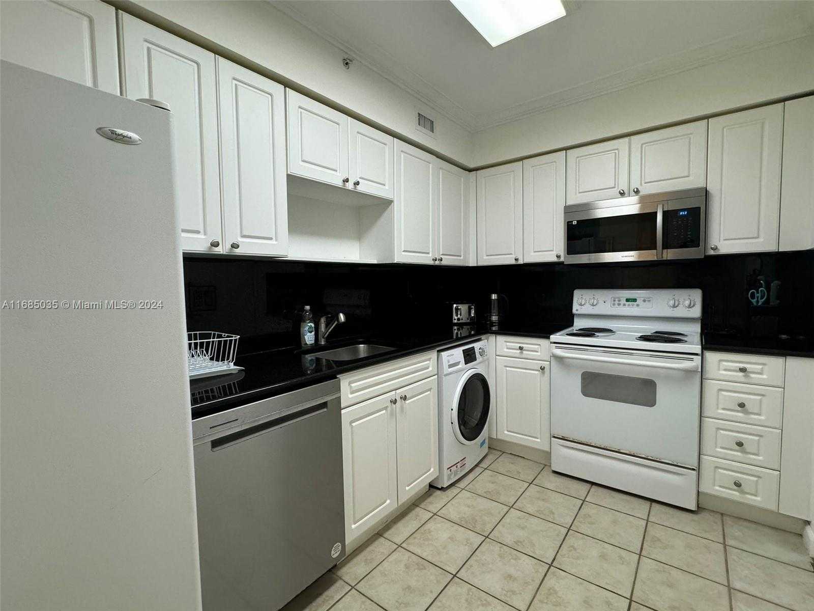 Small Image of 2501 #PH16, Hollywood Number 7