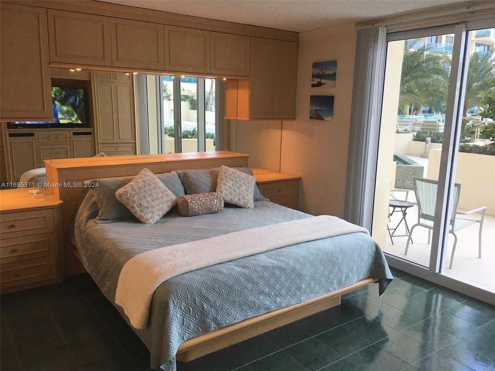 Small Image of 2501 SOUTH OCEAN DR #L11 (Available NOW), Hollywood Number 12