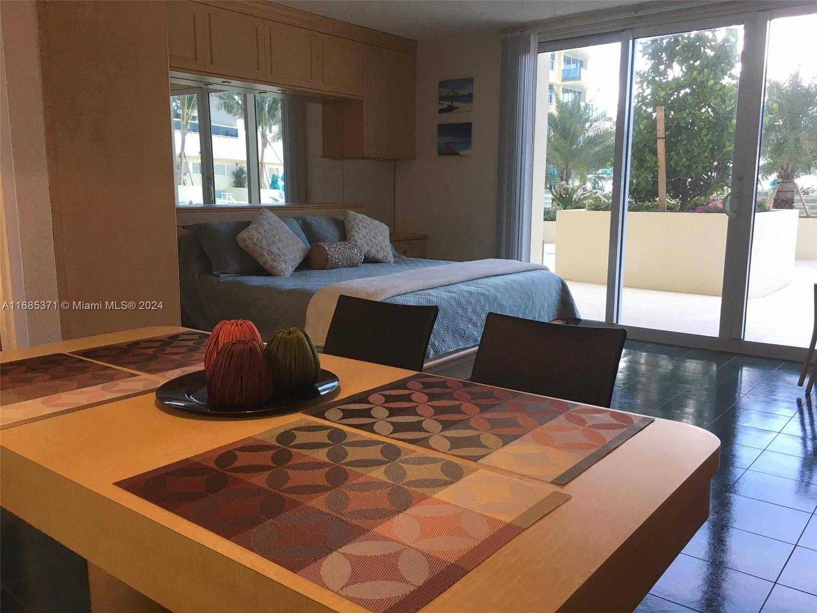 Small Image of 2501 SOUTH OCEAN DR #L11 (Available NOW), Hollywood Number 14