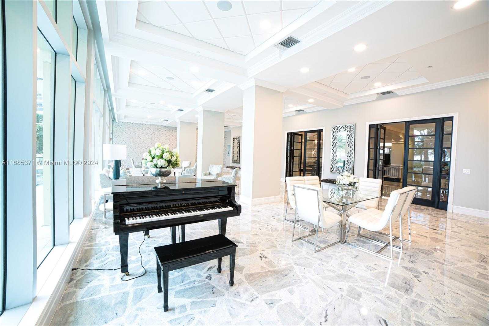 Small Image of 2501 SOUTH OCEAN DR #L11 (Available NOW), Hollywood Number 31