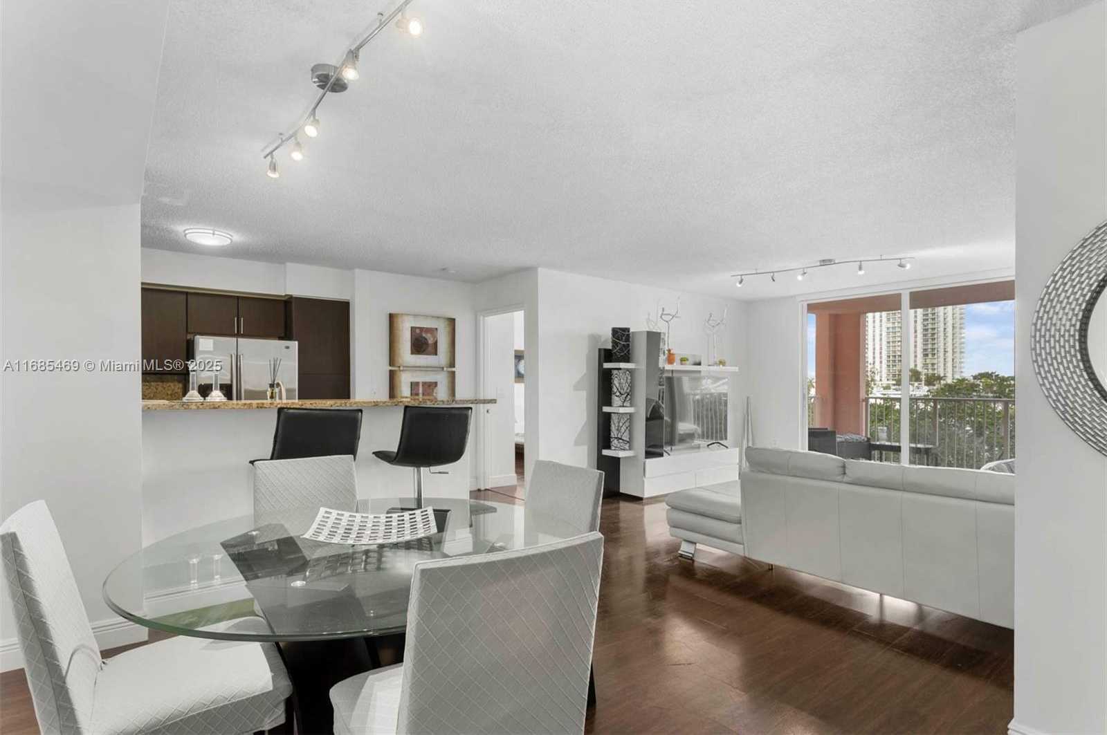 Small Image of 19655 EAST COUNTRY CLUB DR #6304, Aventura Number 10