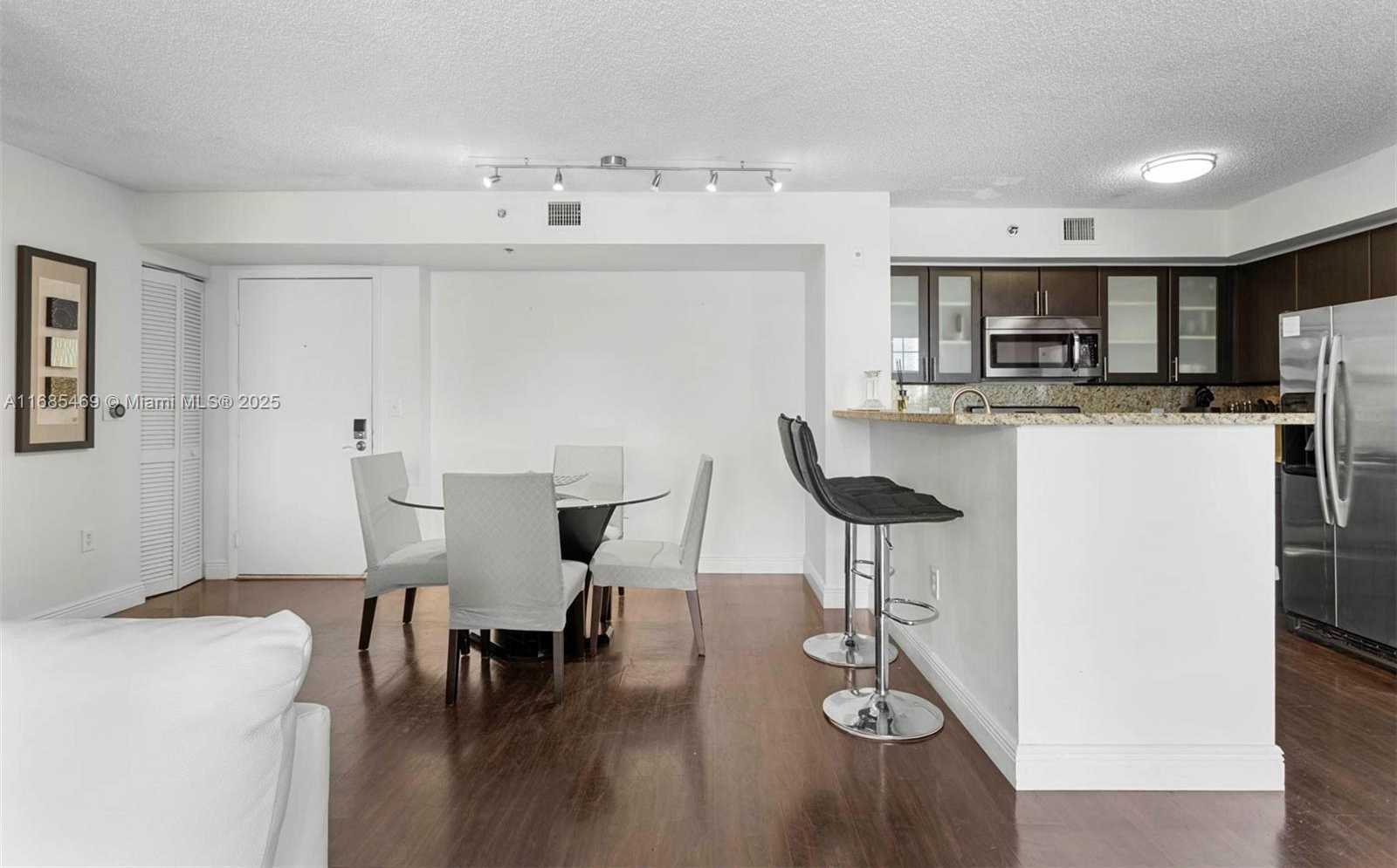 Small Image of 19655 EAST COUNTRY CLUB DR #6304, Aventura Number 13