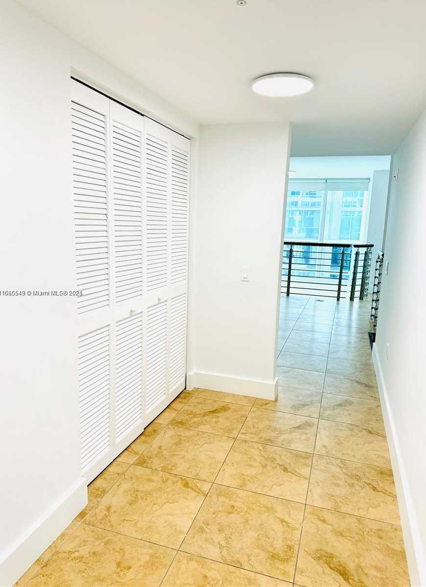 Small Image of 41 SOUTH EAST 5TH ST #808, Miami Number 26