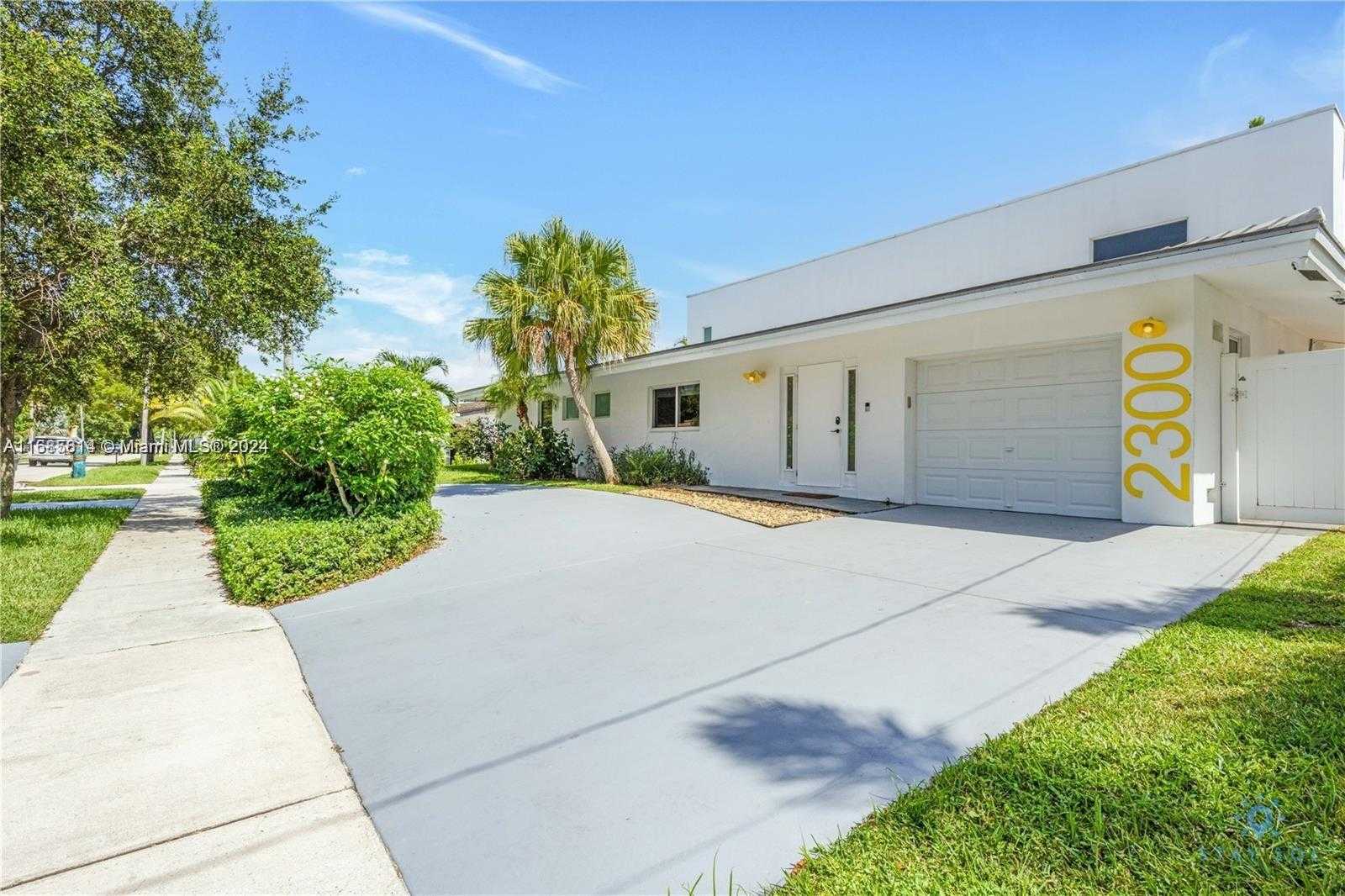 Small Image of 2300 NORTH EAST 48TH CT, Lighthouse Point Number 3