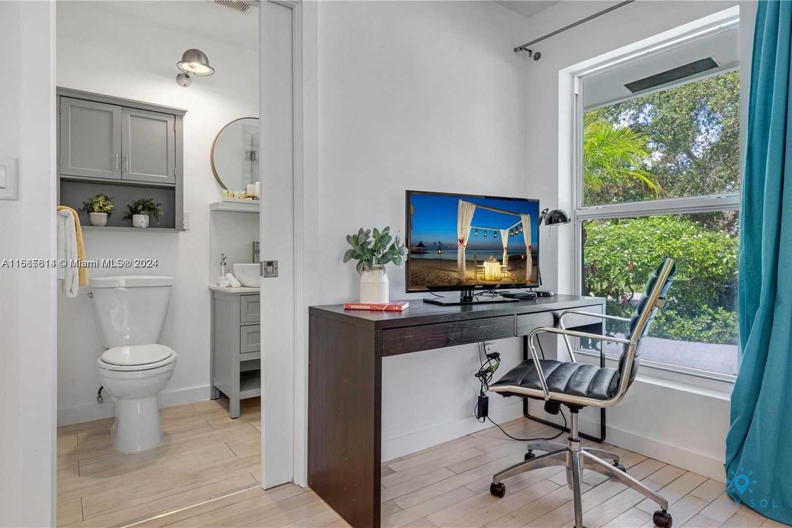 Small Image of 2300 NORTH EAST 48TH CT, Lighthouse Point Number 30