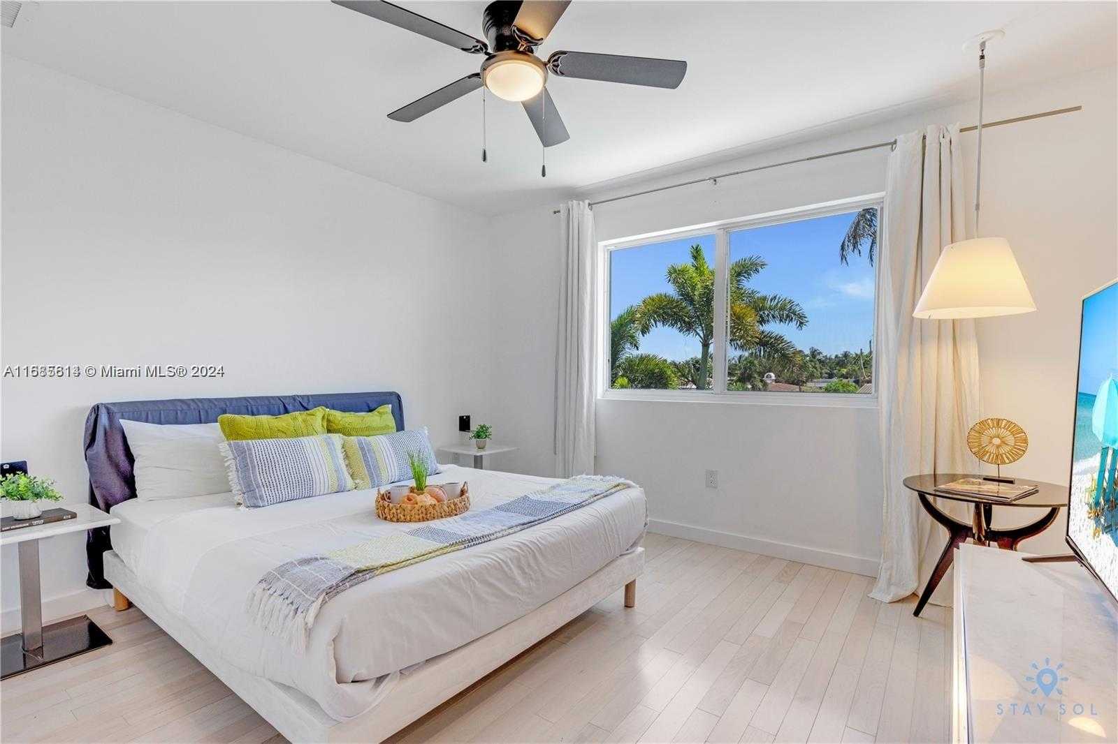 Small Image of 2300 NORTH EAST 48TH CT, Lighthouse Point Number 35