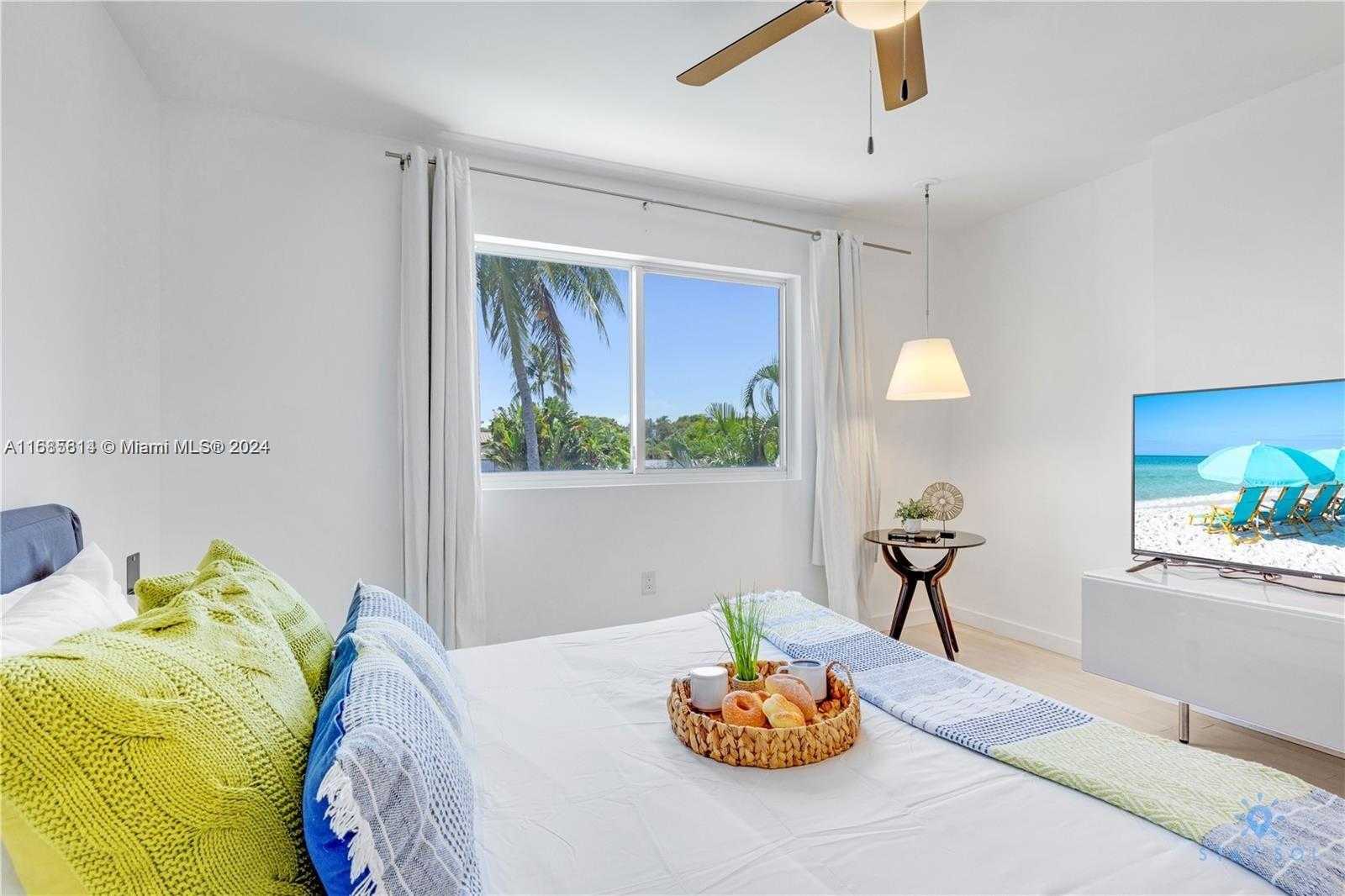 Small Image of 2300 NORTH EAST 48TH CT, Lighthouse Point Number 37