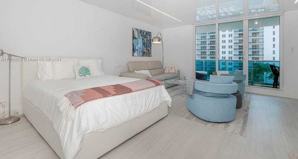 Small Image of 2301 COLLINS AVE #811, Miami Beach Number 11